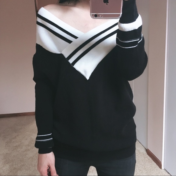 Varsity Striped Trim Sweater - Picture 2 of 5